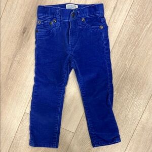 Blue Jeans with Corduroy Texture and Straight Cut